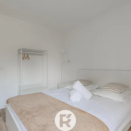 R 'Appartst3 Serenity Haven Torcy  Exterior foto